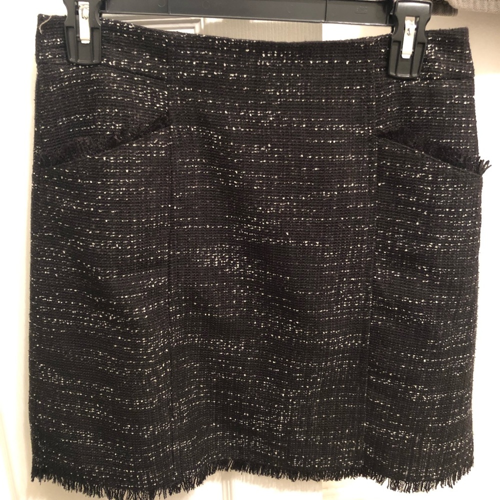Super cute skirt!